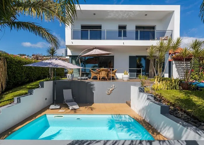Villa Hibiscus By An Island Apart