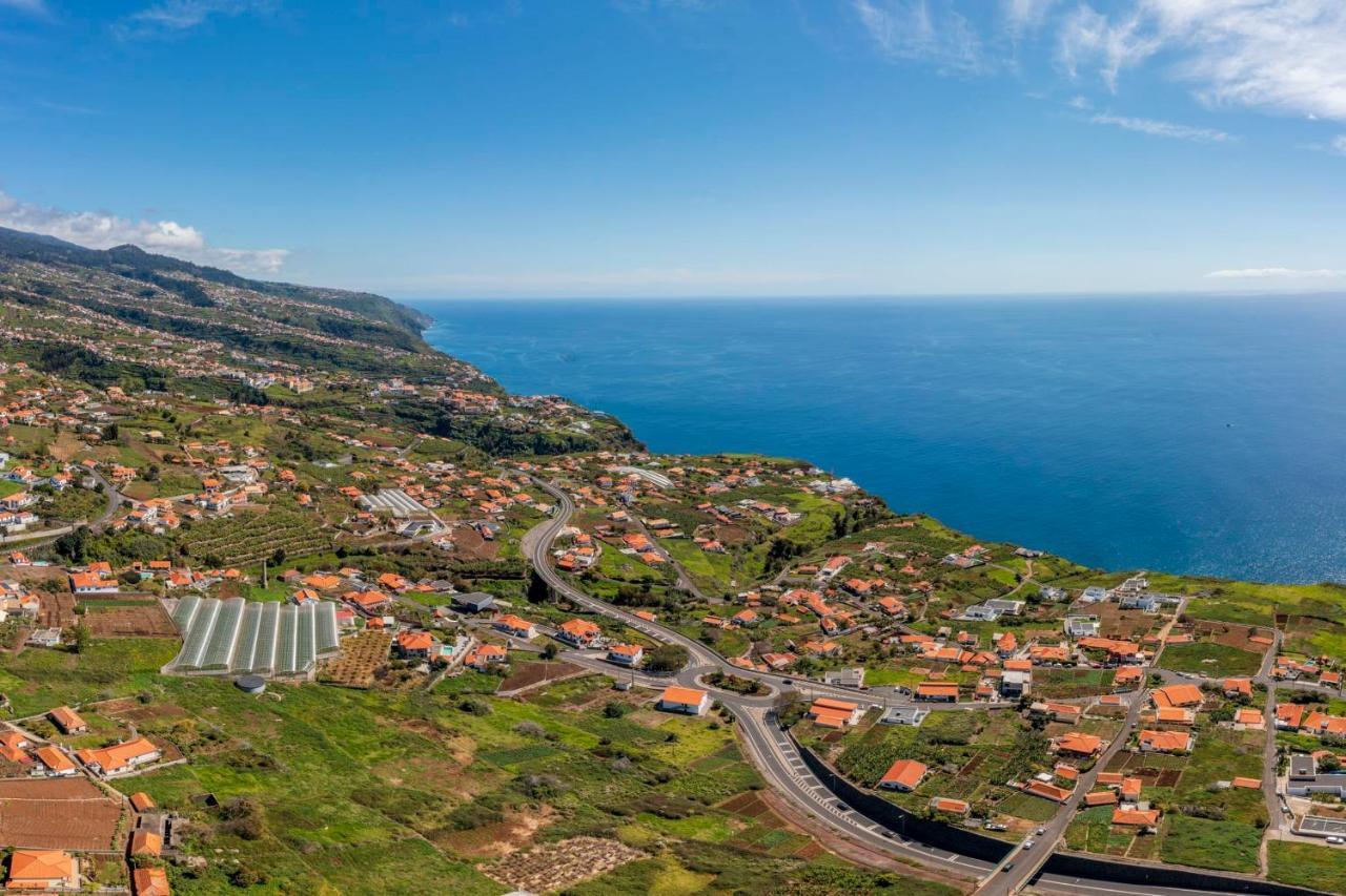 Villa Hibiscus By An Island Calheta (Madeira)